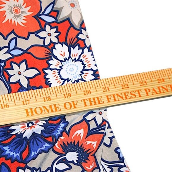 Liz Claiborne Women’s XL V-Neck Floral Blouse – Salmon & Blue Print - Picture 8 of 9